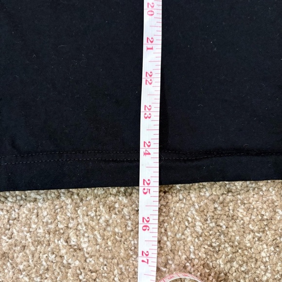 Taylor Swift Medium Black Graphic Tee “Burning all of the witches…” short sleeve - Picture 3 of 7